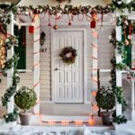 Navidad christmas decorated porch